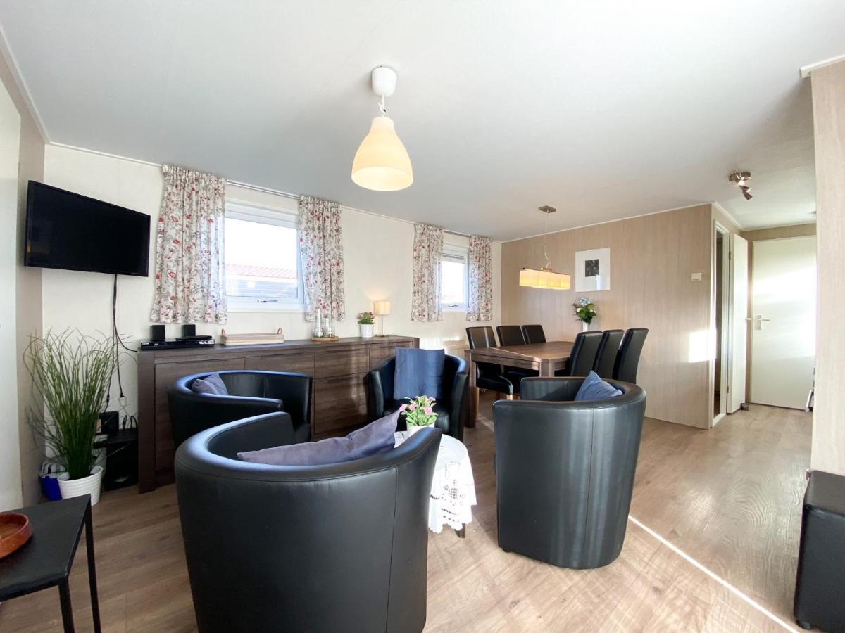 Kindvriendelijk Chalet Voor 6 Personen Se05 Serooskerke  Exterior foto